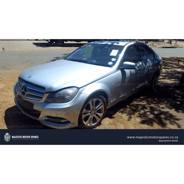2013 MERCEDES-BENZ C180 W204