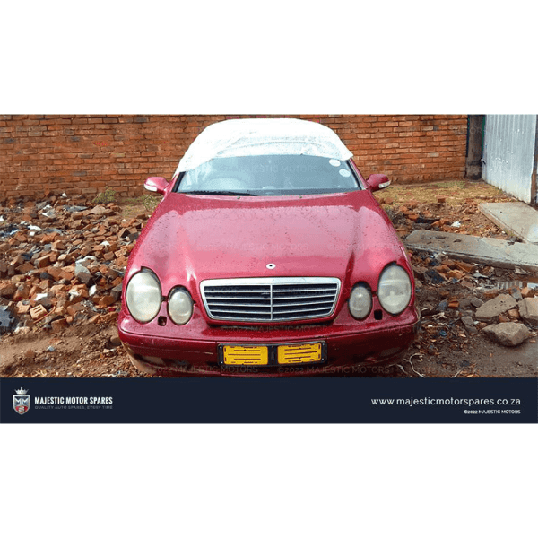 2005 MERCEDES-BENZ CLK 320 W208