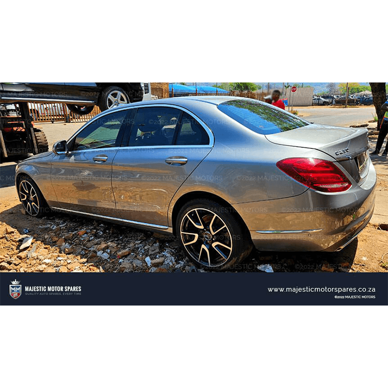 2014 MERCEDES-BENZ C250 W205