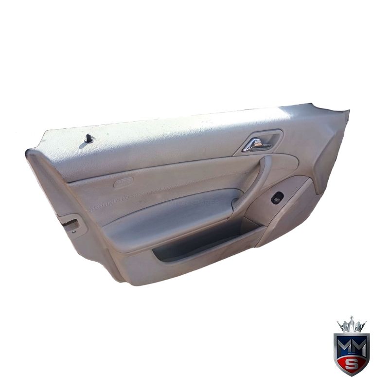 2005 C180 W203 DOOR PANELS