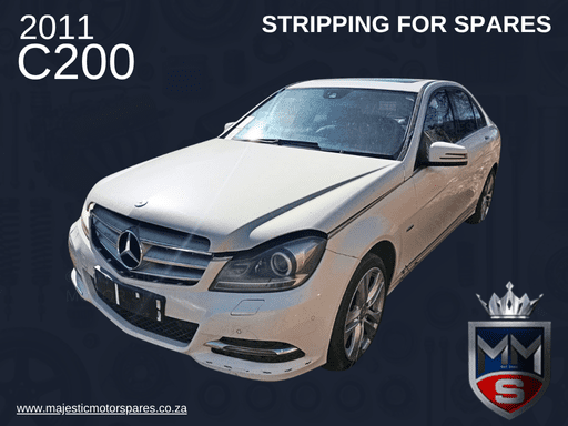 2011 MERCEDES C200 STRIPPING FOR SPARES