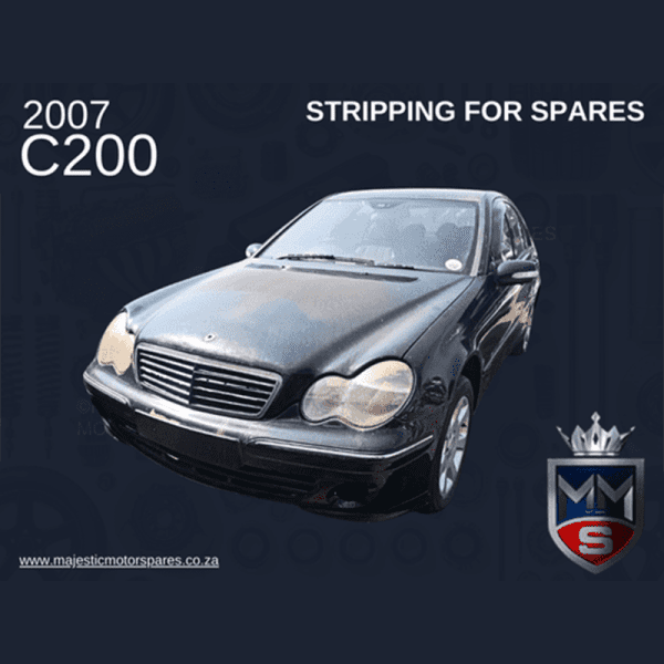 Mercedes C200 Kompressor W203 Stripping for spares