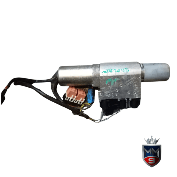 BMW M4 F83 Roof Pump Motor – Used