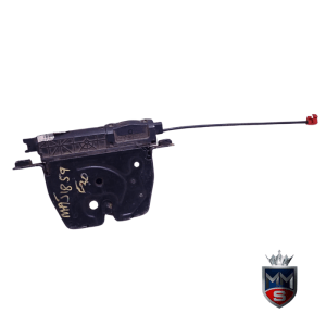 BMW F30 boot lock – Used