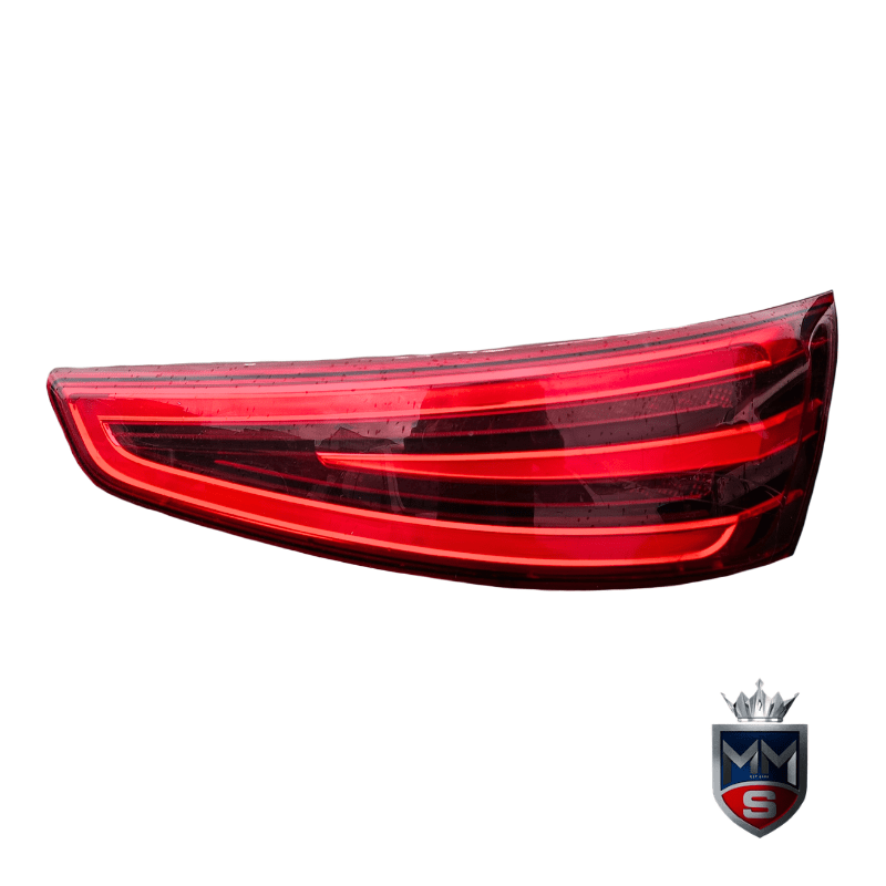 2013 Audi Q3 2.0 TDI tail lights - used